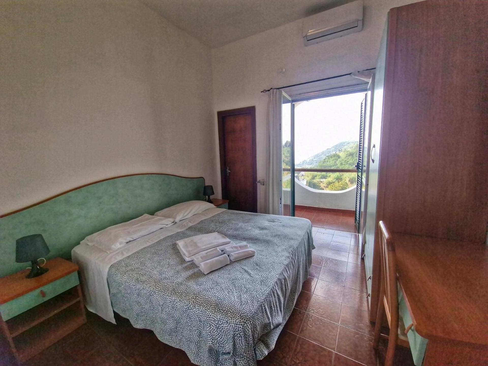 Hotel Bellavista Иския Екстериор снимка