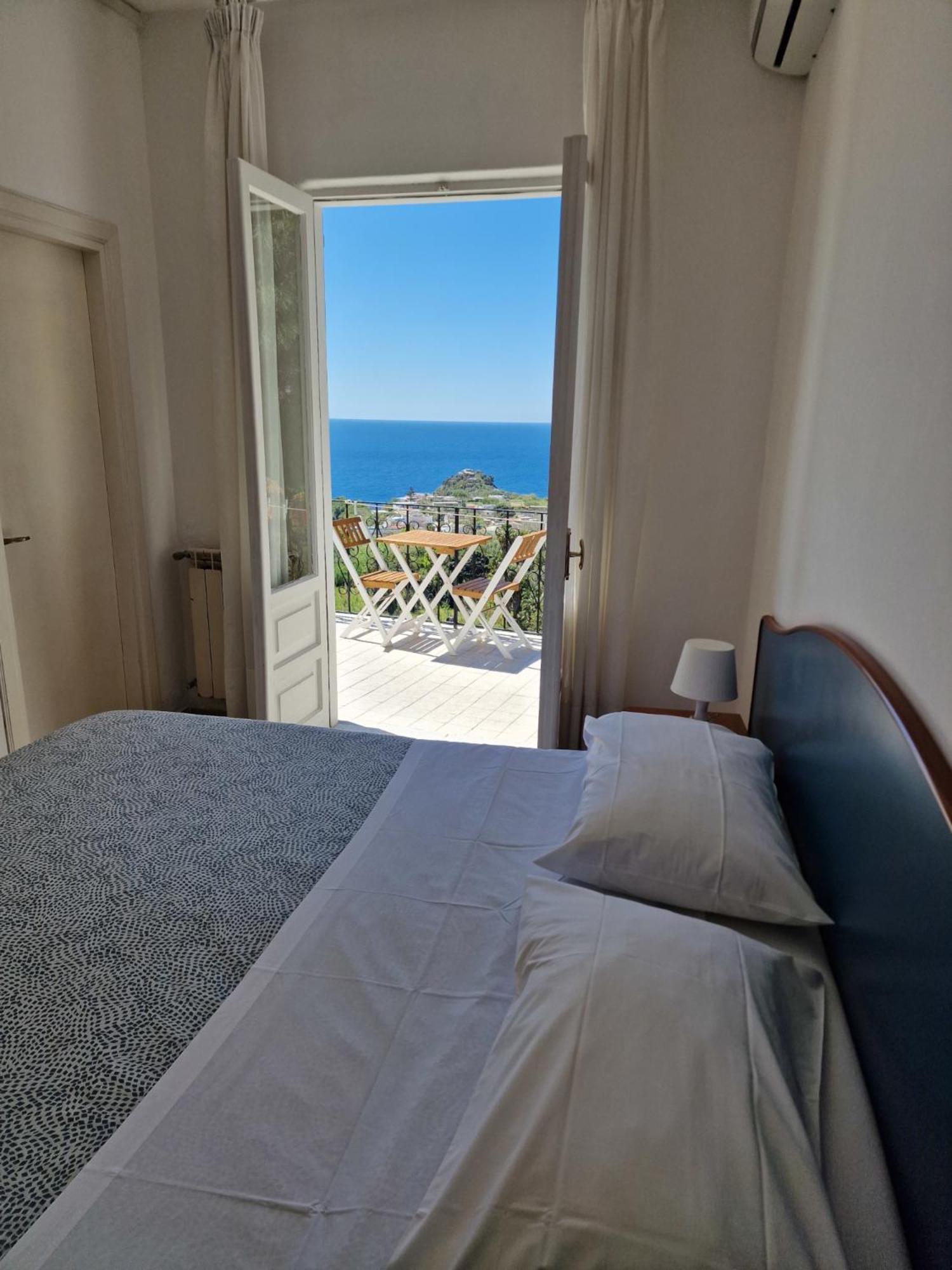 Hotel Bellavista Иския Екстериор снимка